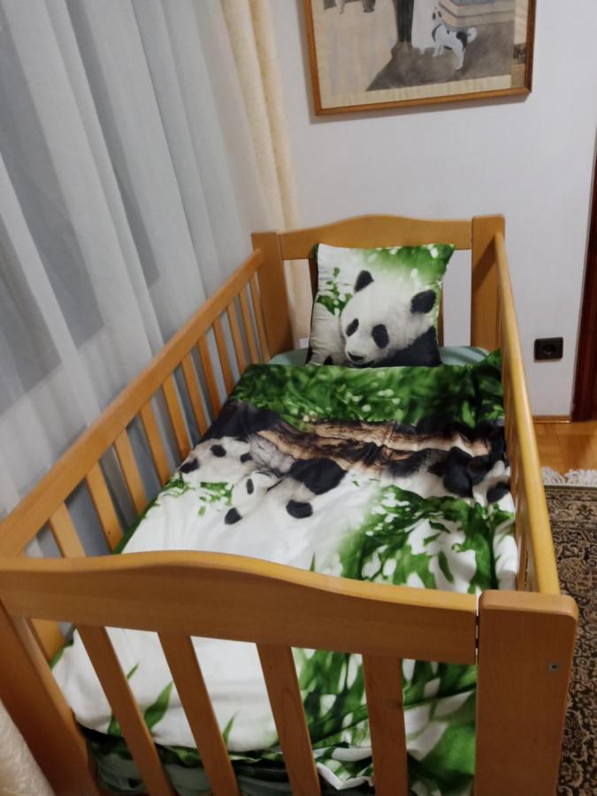 Luxury Eagle Apartman Boedapest Buitenkant foto