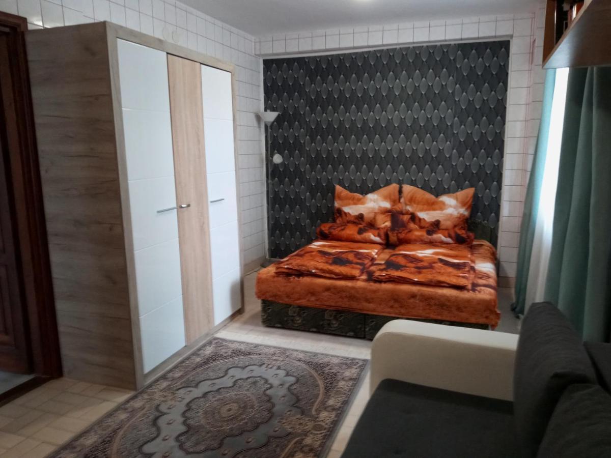 Luxury Eagle Apartman Boedapest Buitenkant foto