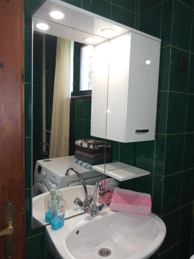 Luxury Eagle Apartman Boedapest Buitenkant foto